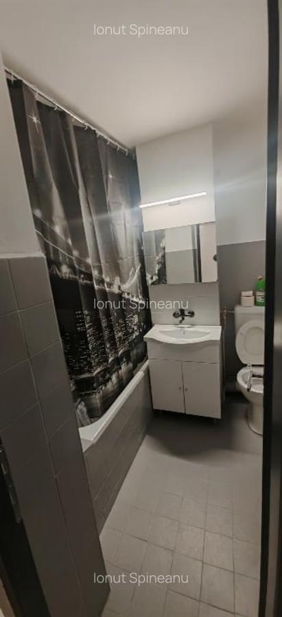 Inchiriez apartament 2 camere - 13