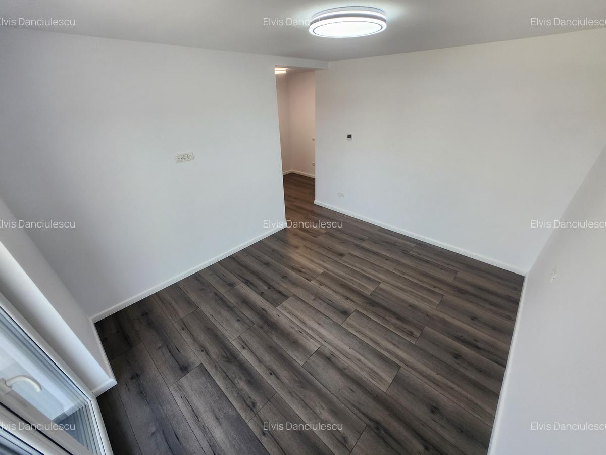 Casă cu 4 camere în Moșnița Nouă - 19