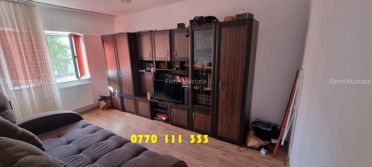 Garsoniera decomandata Vidin, etaj 1, mobilat utilata. - 1