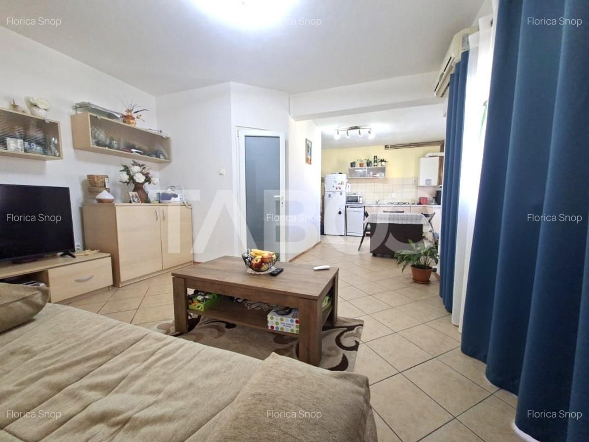 Apartament de vanzare 3 camere Terezian 70 mpu plus balcon Comision 0% - 2