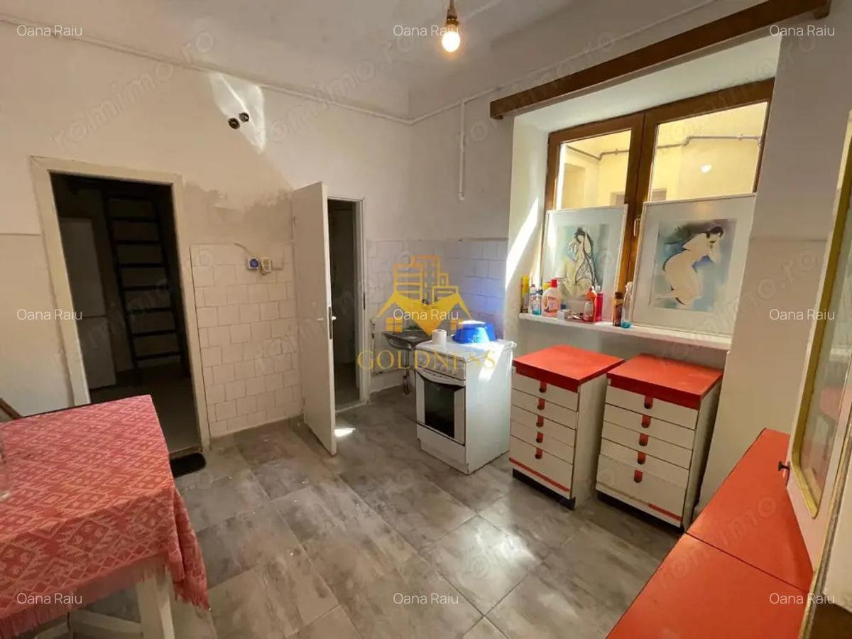 Casa 3 camere, Mihail Kogalniceanu, Zona Ultracentrala, Curte 240 mp - 9