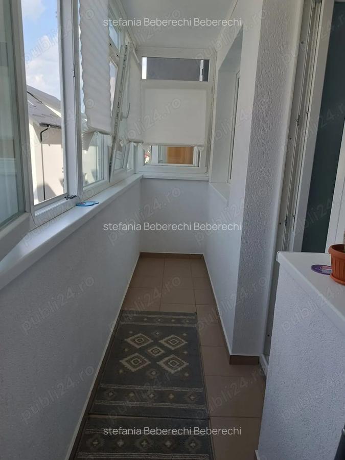 Vanzare apartament 3 camere - 2