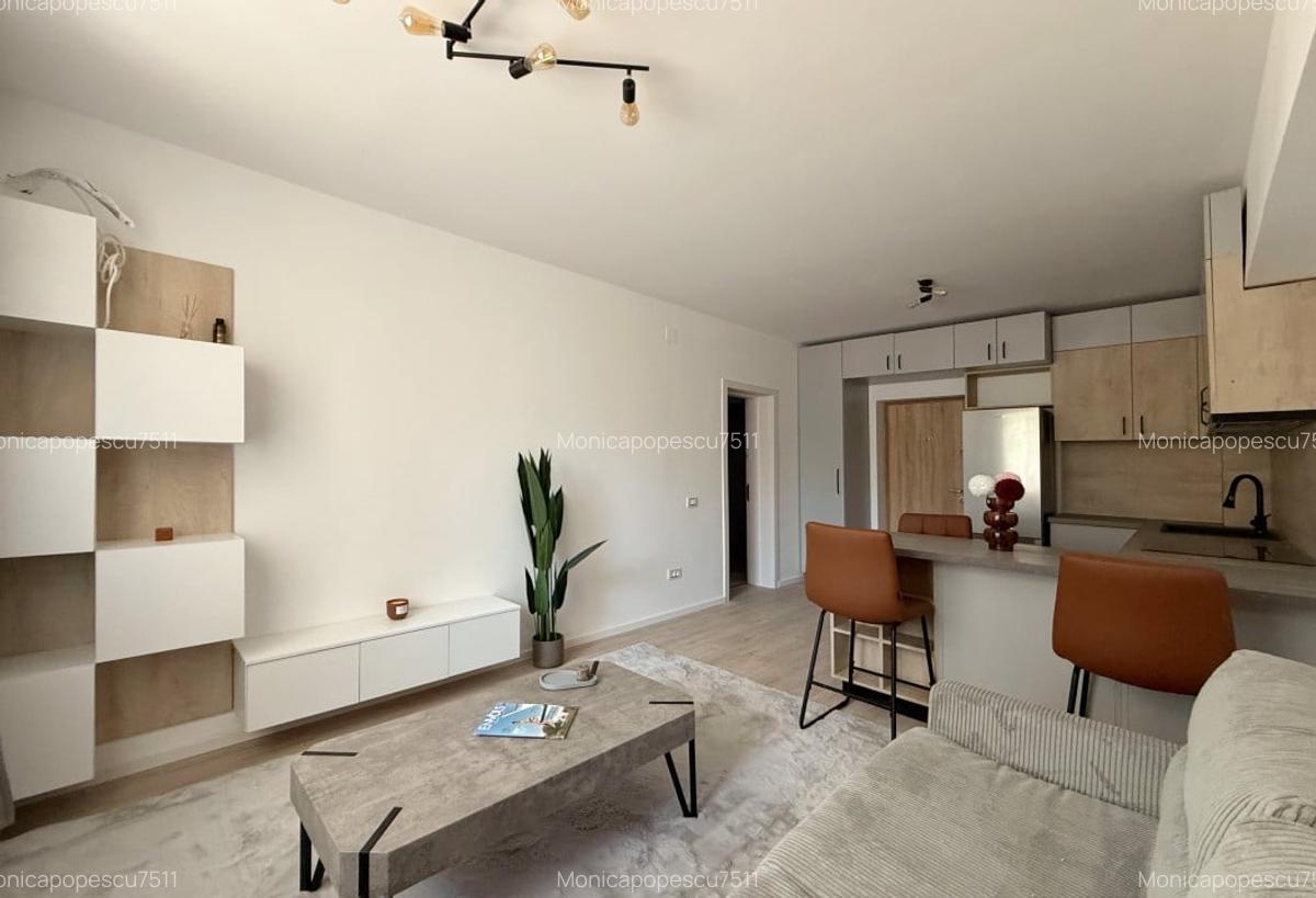 Fratiei 7 - garsoniera cu blacon si bucatarie inchisa - 3