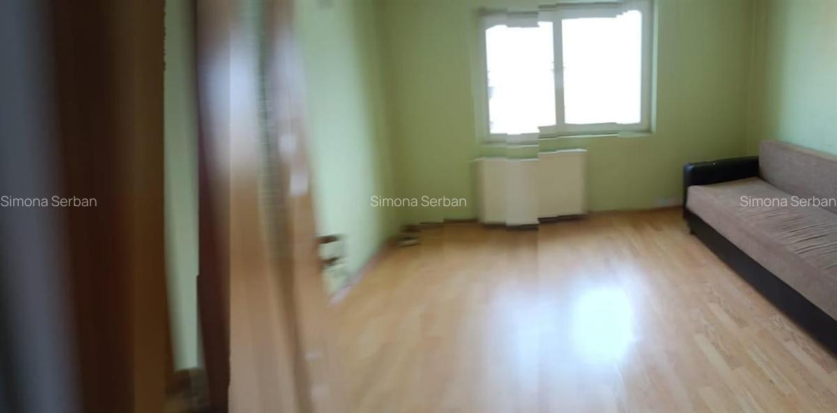 Apartament cu 3 camere decomandat, mobilat în Central - 16