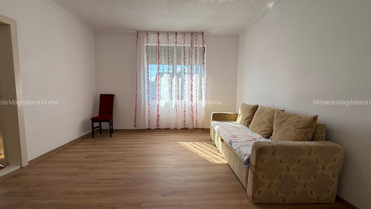 Casa în CAREI la preț de apartament - 2