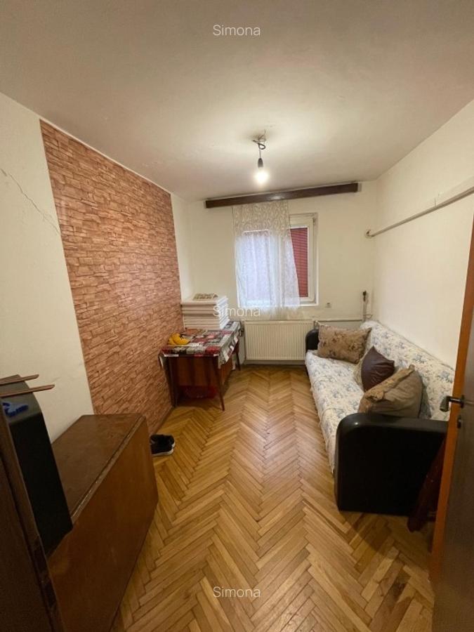 Apartament cu 3 camere decomandat în Circumvalațiunii - 6