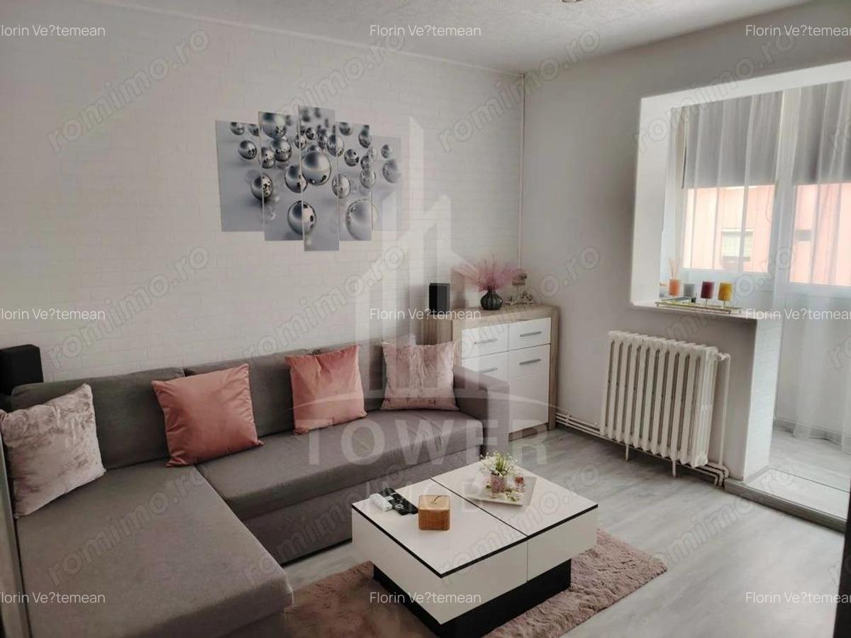 Apartament 3 camere decomandat, etaj intermediar - 2