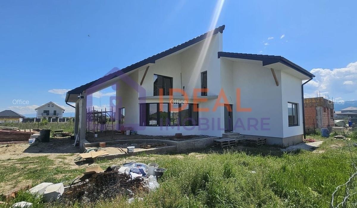 Casa Individuala Moderna cu 5 camere si 668 mpu curte, in Cristian - 4