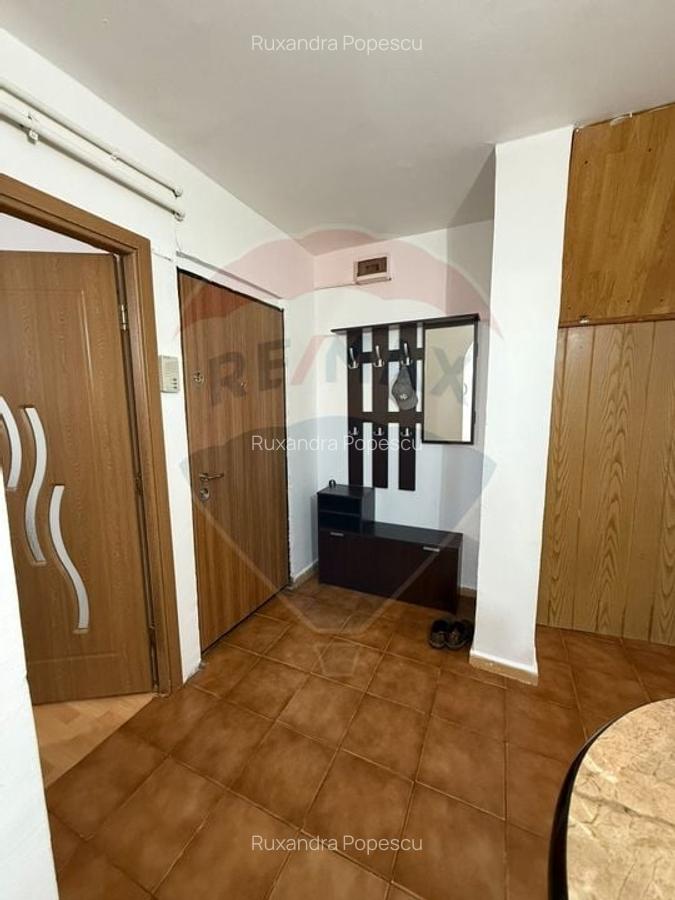 Apartament cu 2 camere de inchiriat in zona 1 Mai - 8