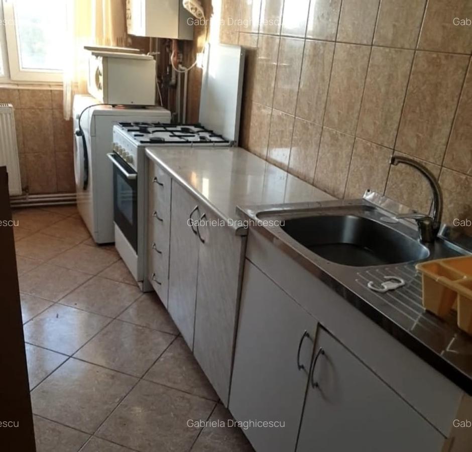 Apartament cu 3 camere decomandat, mobilat în Colentina - 9