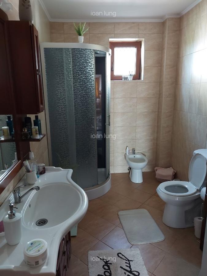 Casa cu mansarda de vanzare - 6