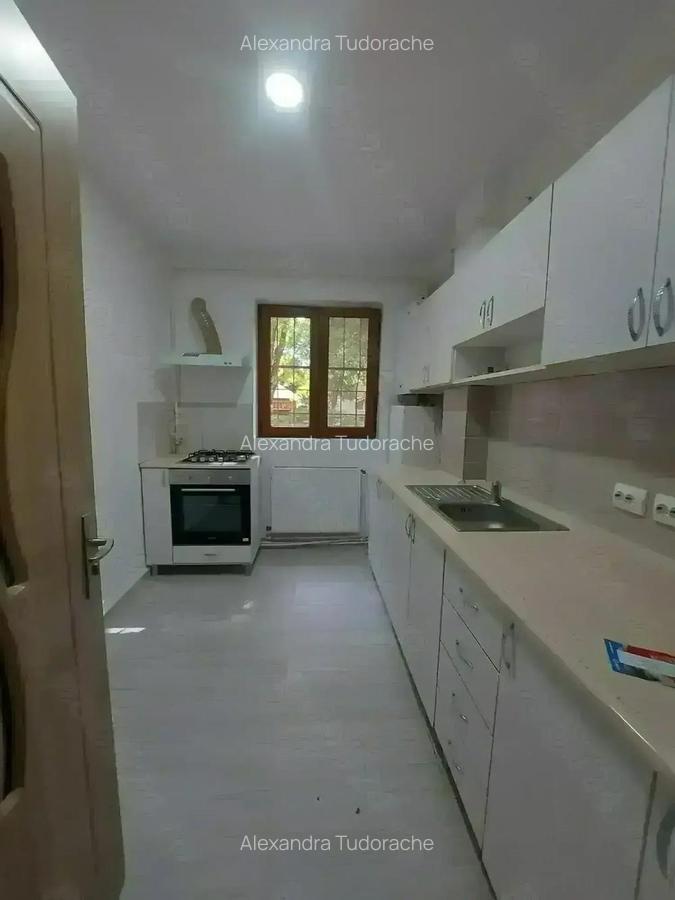 Vanzare apartament doua camere, zona Aleea Trandafirilor - Targoviste - 1