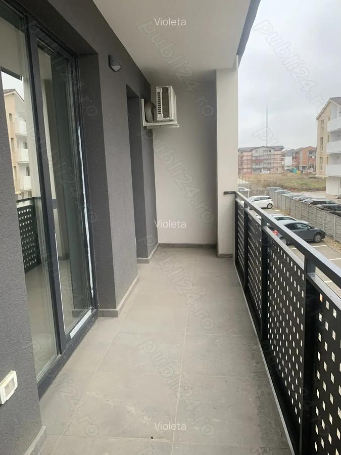 Proprietar inchiriez ap.modern 1 camera -prima inchiriere! Zona hotel IQ,Giroc -Timi?oara - 1