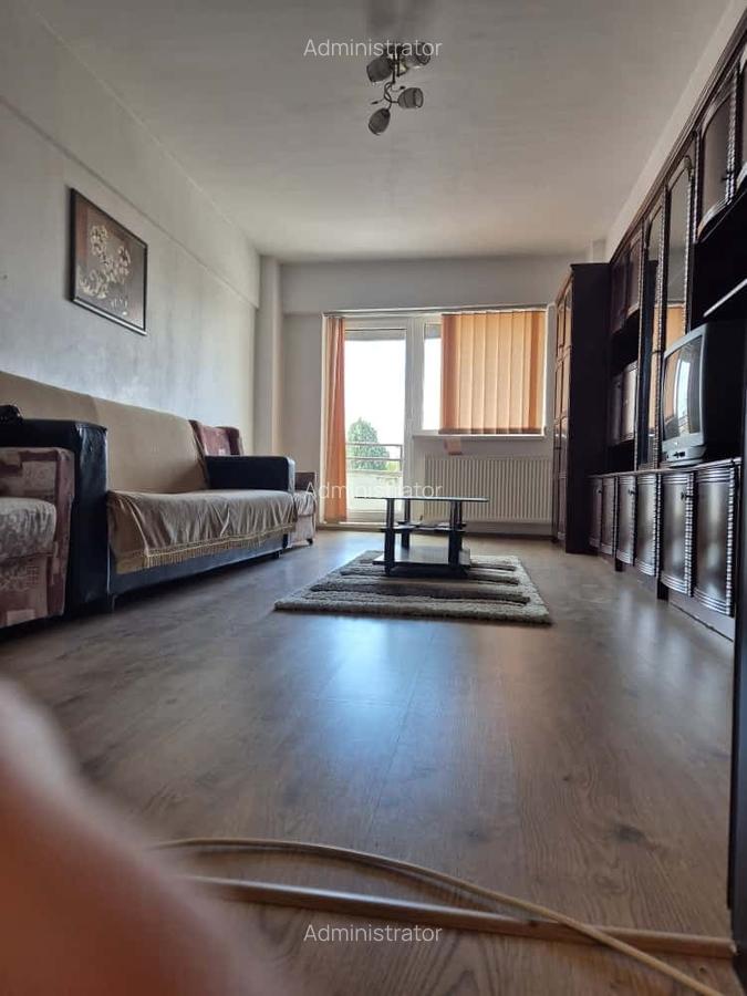 Apartament 3 camere Centrul Civic,3 balcoane,mobilat,liber,159900 Euro - 2