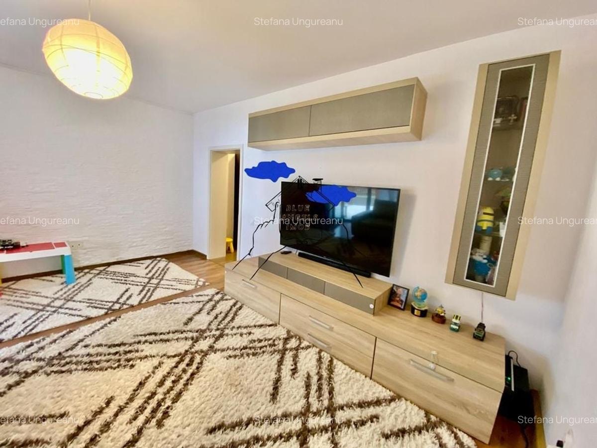 Casa 3 camere, dressing, pod si curte in SANPETRU RESIDENCE - 10