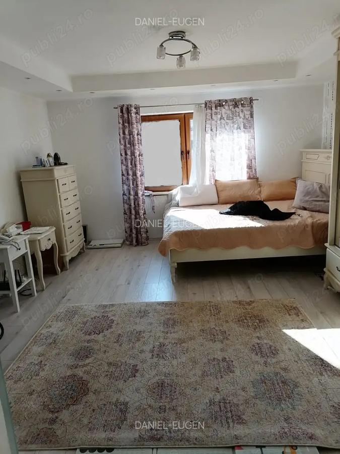Vand casa renovata situata pe str Horia Teculescu - 4