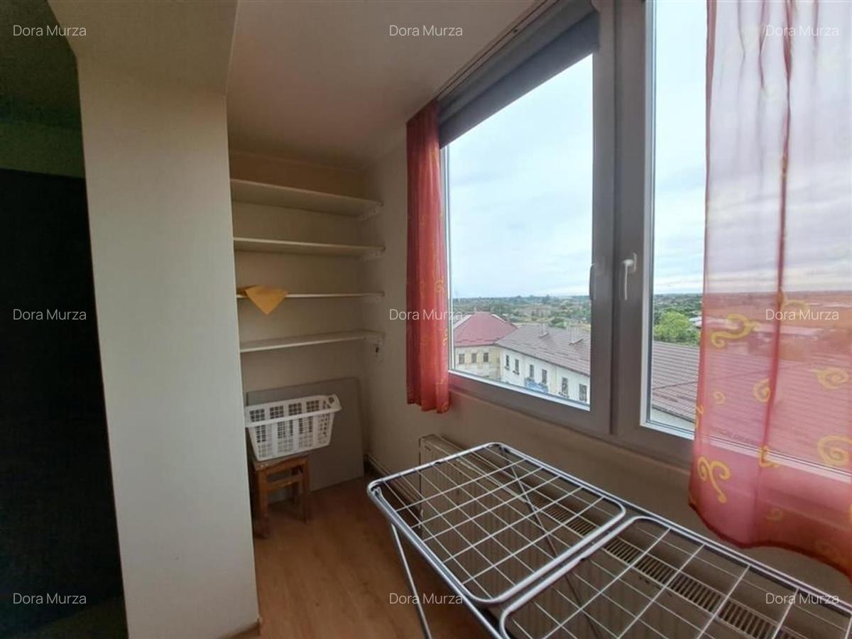 Apartament cu 4 camere decomandat în Central - 6