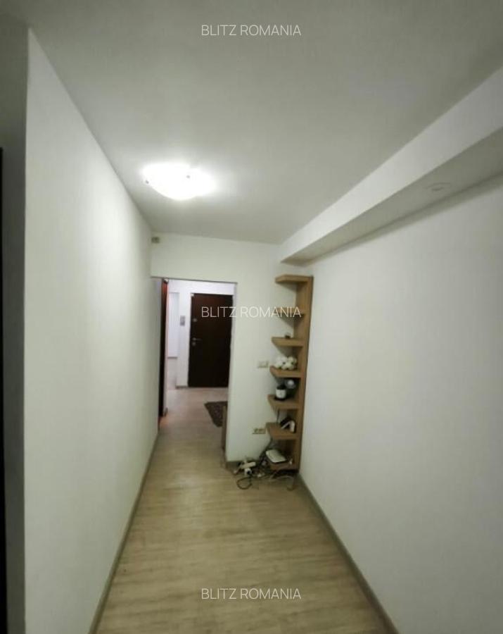 Apartament 3 camere, 64mp, etaj 3, zona Penny, Radauti - 6