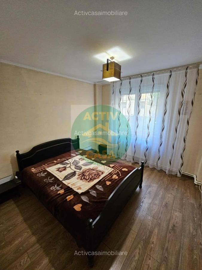 Apartament 3 camere, zona centrala - 5