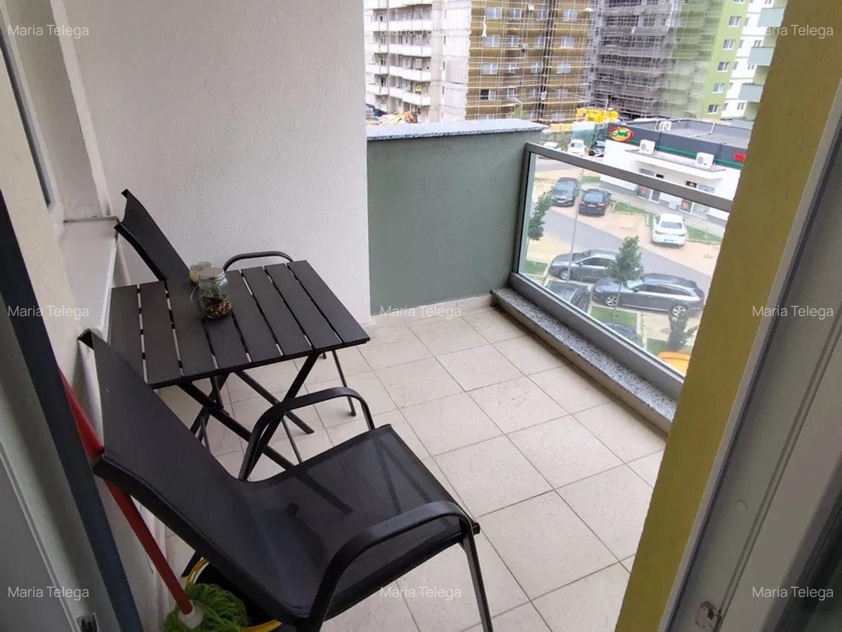 Apartament cu 2 camere decomandat în Tractorul - 6