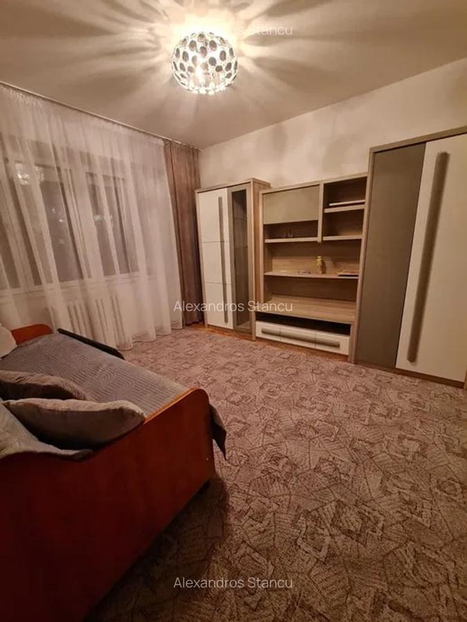 Apartament cu 3 camere,90mp, Zona Andrei Muresan - 4