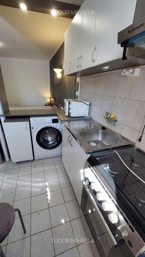 Titan chiar langa metrou Titan, prima inchiriere dupa renovare. - 5