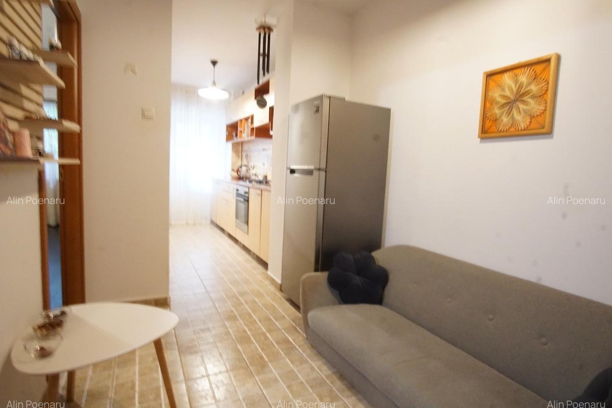 Timpuri Noi Nerva Traian  Garsoniera la cheie Decomandata et. 1 Bloc Reabilitat - 2