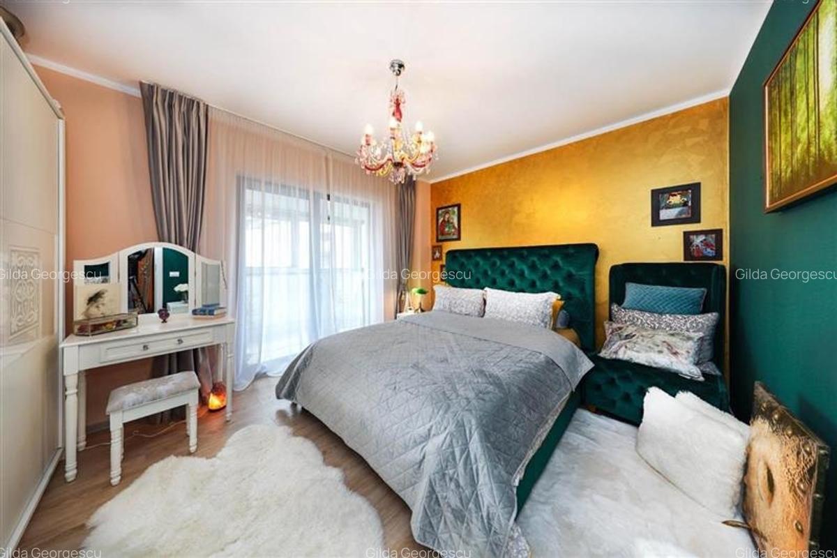 Apartament cu 2 camere decomandat, mobilat în Tractorul - 11