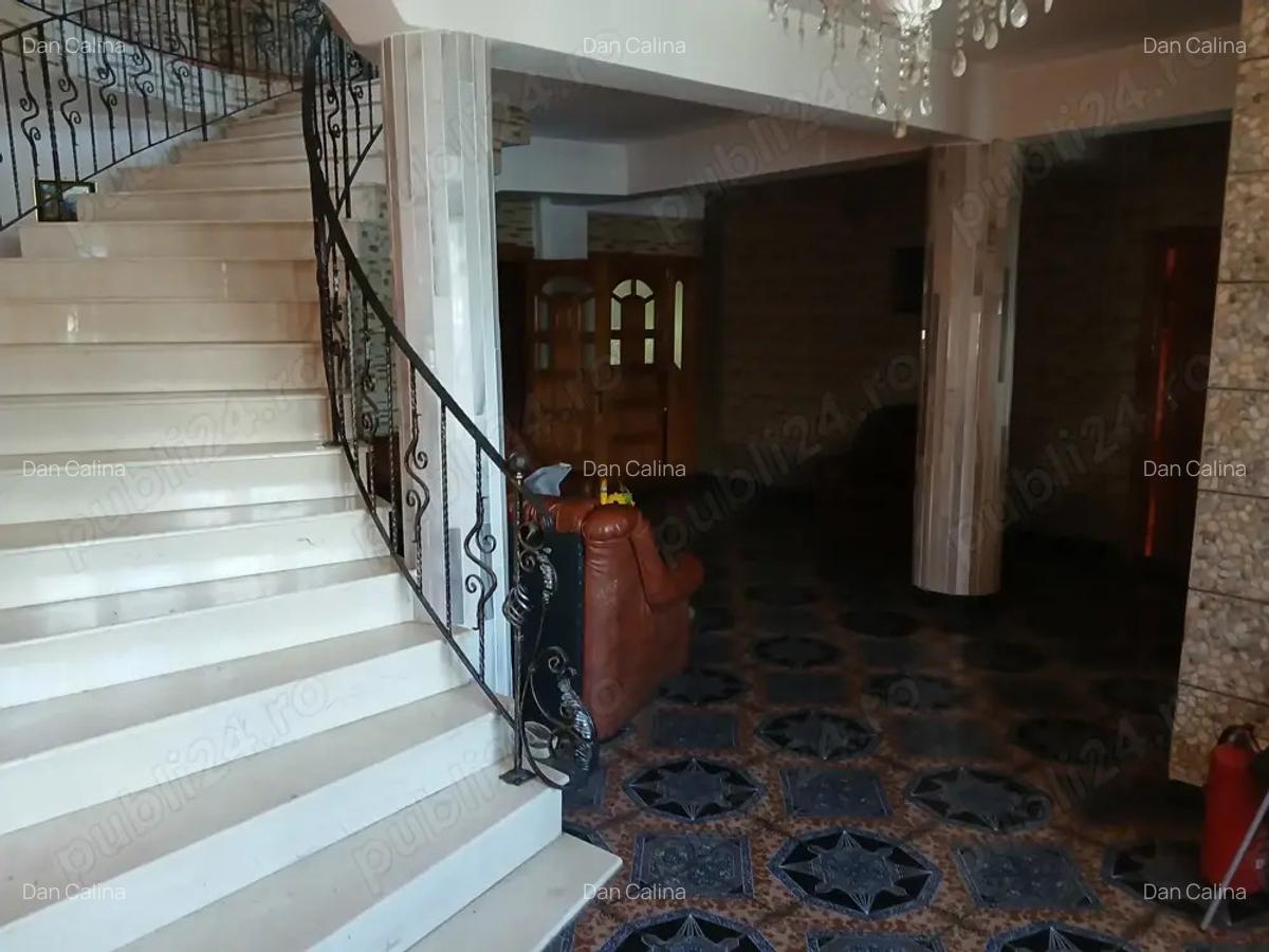 Vila de vanzare sau inchiriere, pretabila pentru afaceri sau locuit - 3
