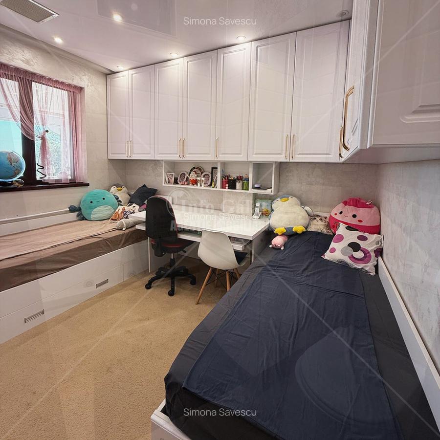 | Apartament cu 6 camere |  172 mp |  Mobilat si Utilat complet |  Faleza | - 4