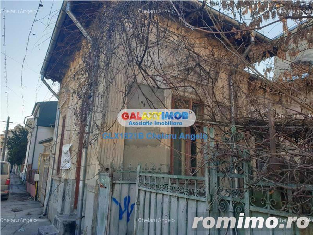 Unirii, Mitropolie, 2 vile interbelice, SU 290 mp, teren 300 mp - 3