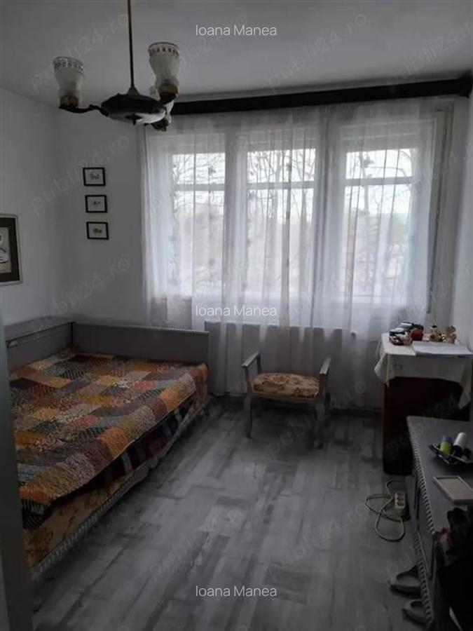 Vanzare apartament 2 camere, Titan, Parc IOR, bloc 4 etaje in curs de reabilitar - 2