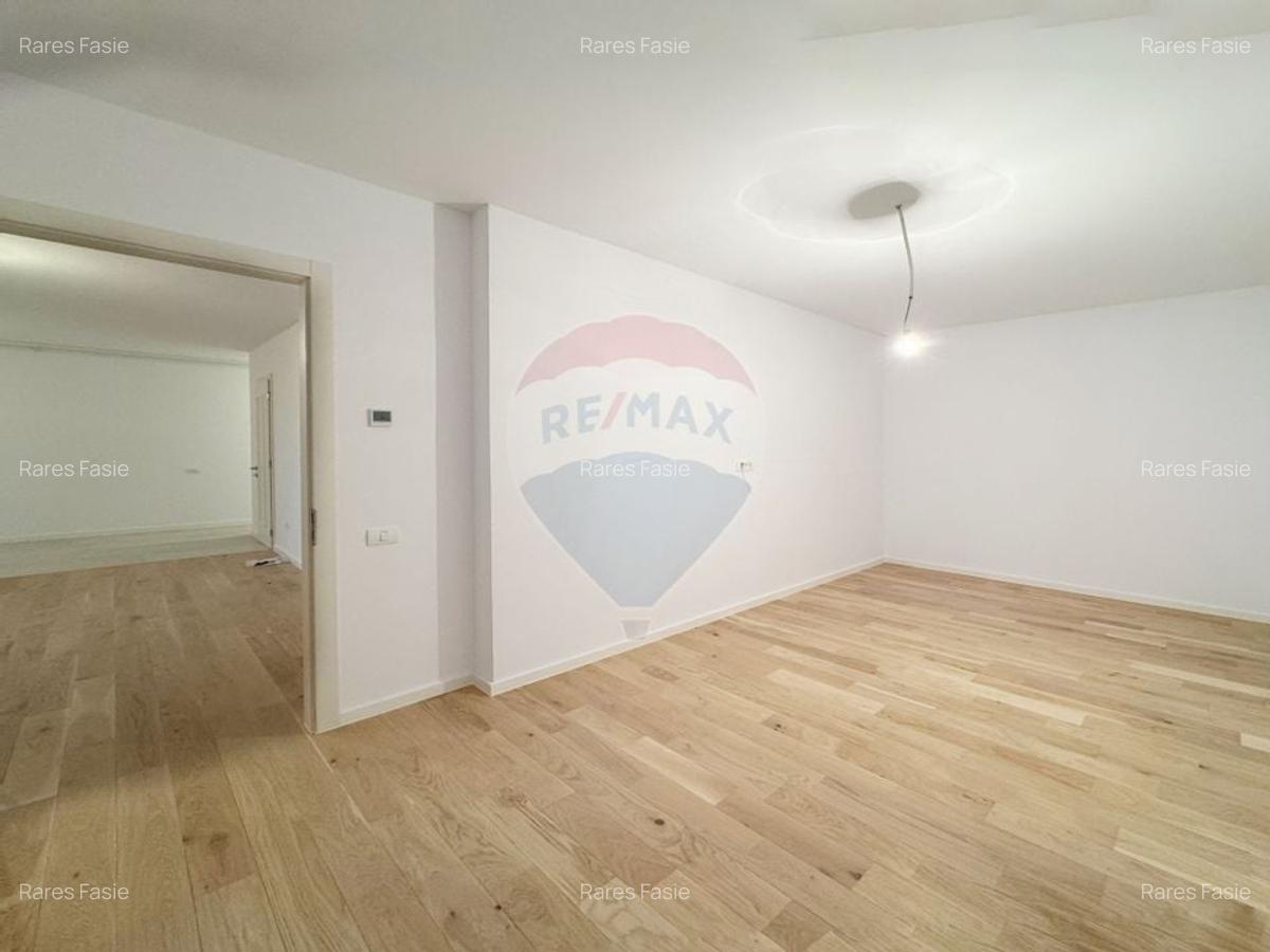 Apartament cu 2 camere decomandat în Circumvalațiunii - 5