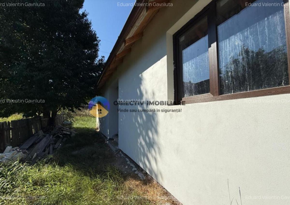 Casa + Teren de vanzare Zona Ciritei/An constructie 20 - 6