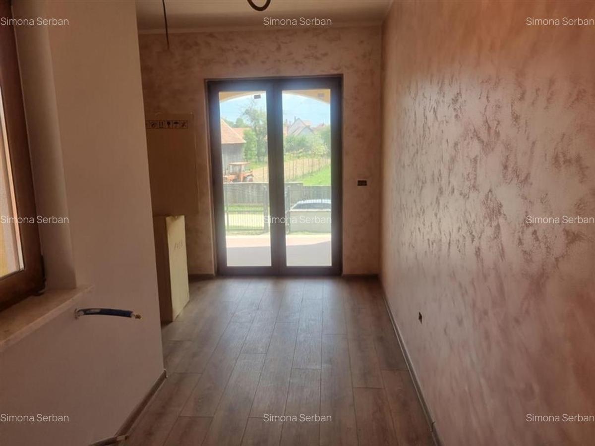 CASA  NOUA CU ETAJ IN DRAGUS - 19
