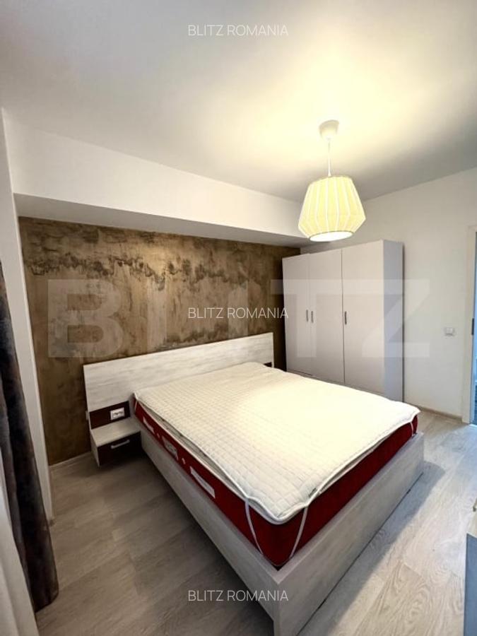 Apartamnet 2.5 camere, Mobilat, Coresi de vanzare - 3