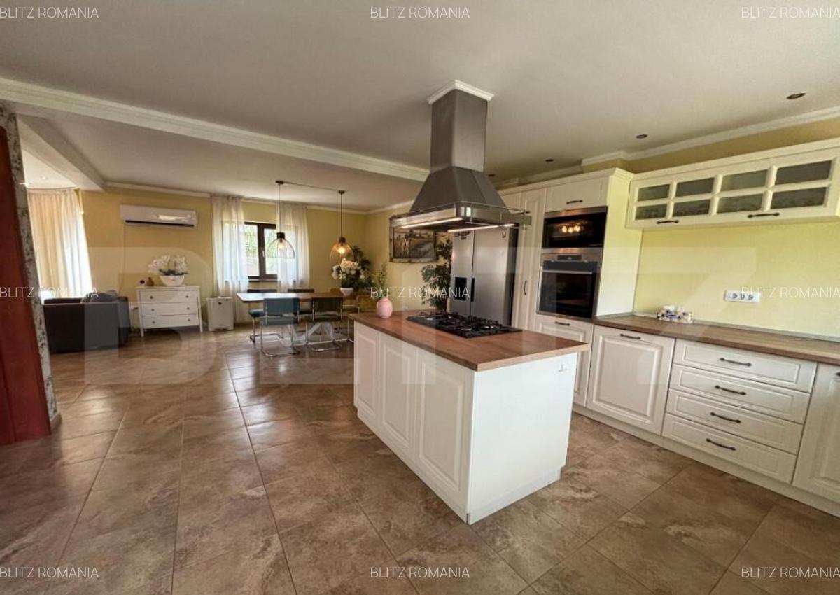 Vila moderna de vanzare, cu 5 camere, 380 mp, zona rurala - 6