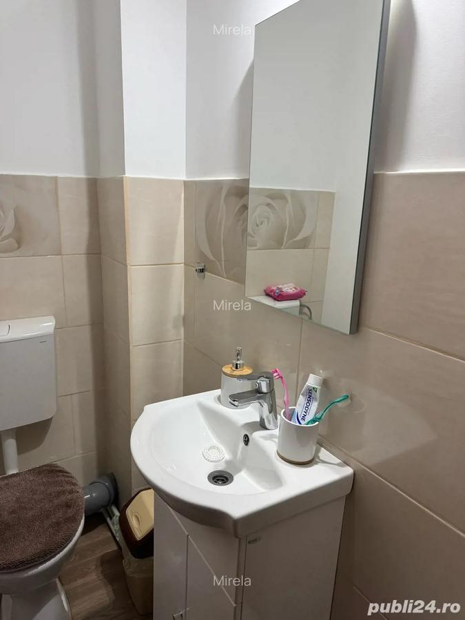 Apartament cu 3 camere de vanzare - 3