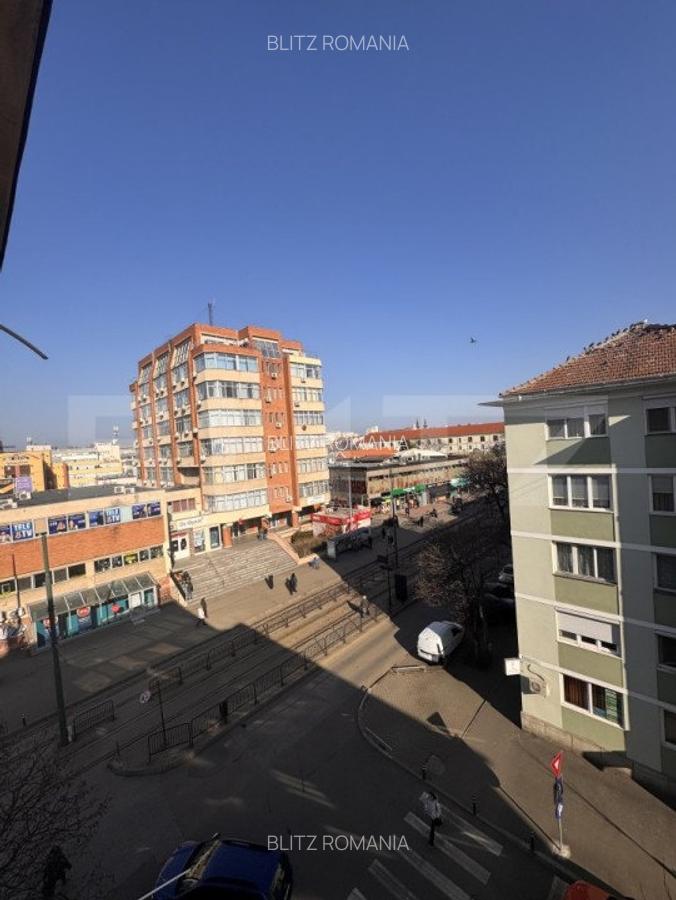 Apartament cu 2 camere, 44 mp, zona Piata 700 - 10