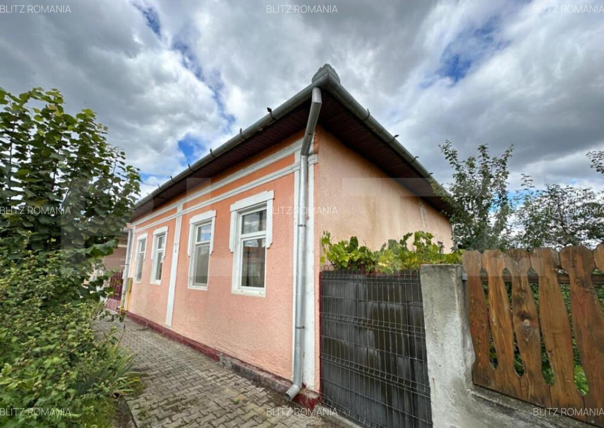 Casa de vanzare cu 3 camere aproape de Baile Sarate - Oc - 2