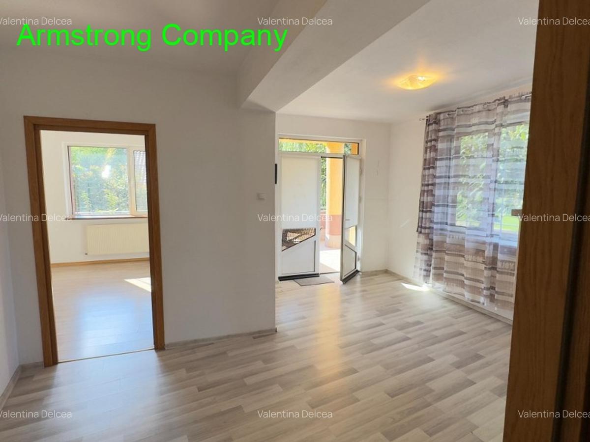 Vila spatioasa ,locatie centrala - ideal birouri,  exclusiv - 18