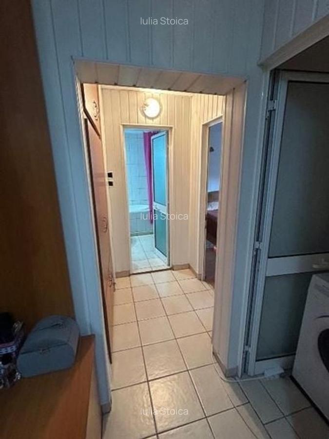 De vanzare Apartament 2 Camere Drumul Sarii - 13 Septembrie - 12