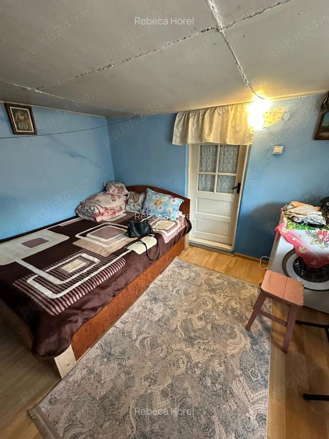 Casa de vanzare + teren in comuna Produlesti - 5