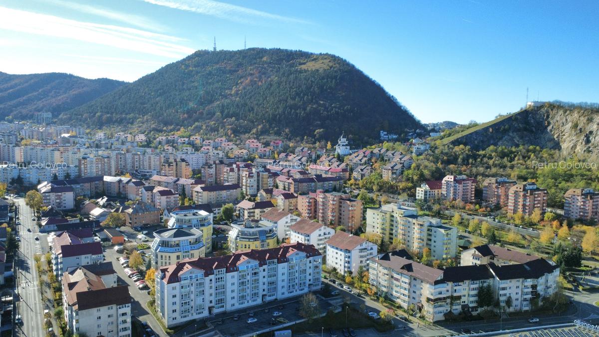 Apartament 3 Camere Suprafață Generoasă - 3 Apartament 3 Camere Suprafață Generoasă - 3