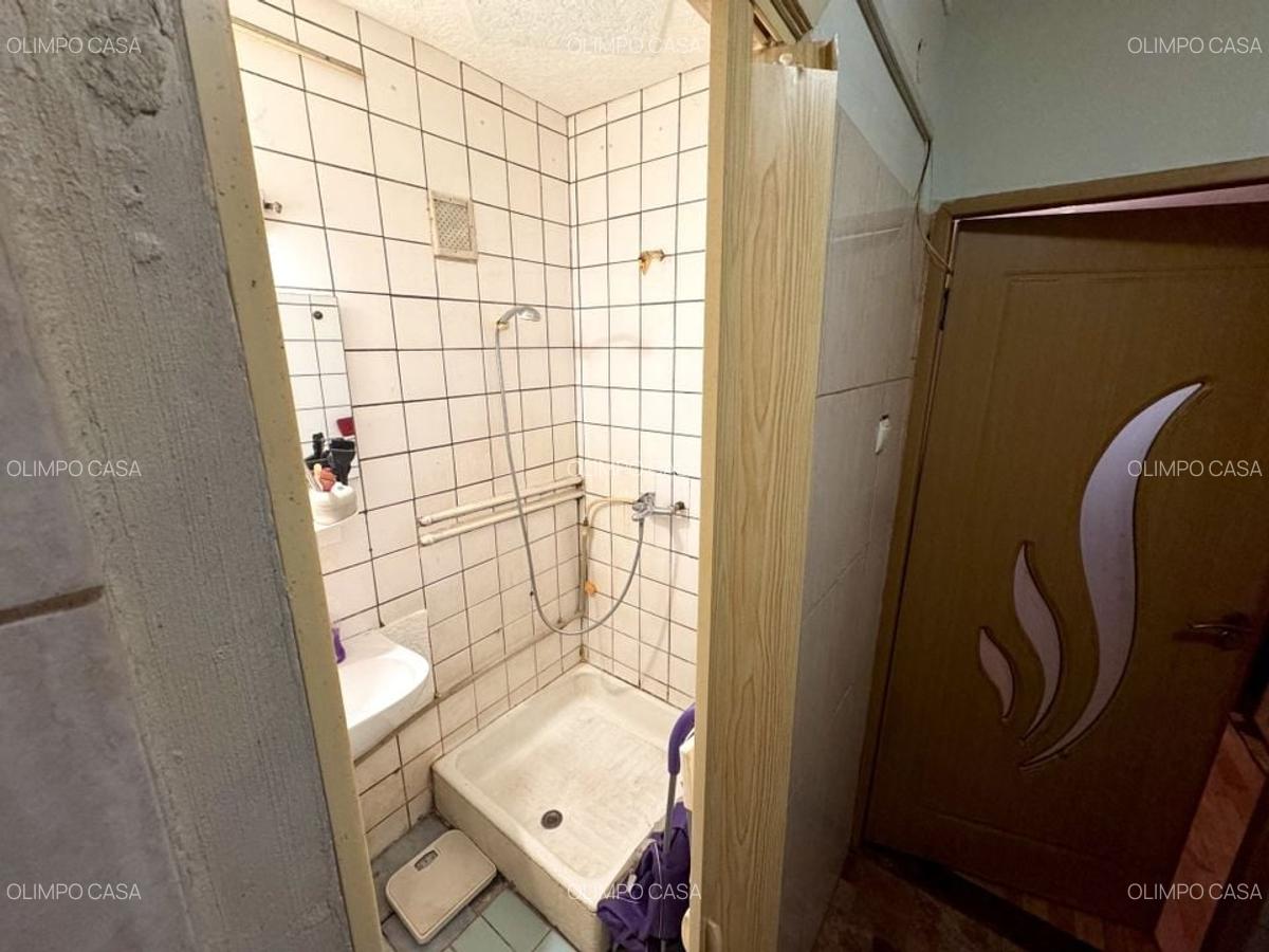 Garsoniera de vânzare | Strada Lacramioarei - 6