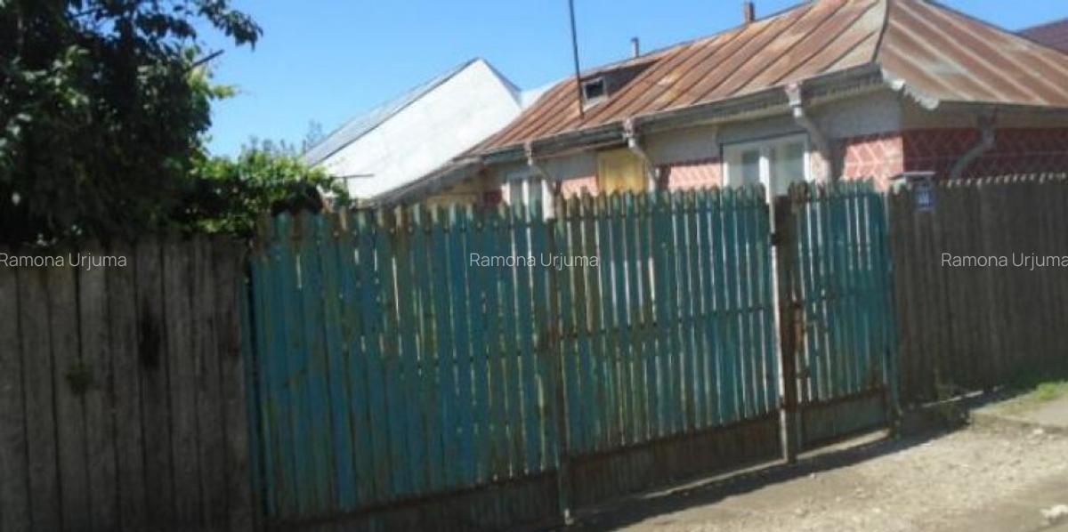 Cota de 1/2 din casa si teren, Loc. Obrejita, jud. Vrancea - 1