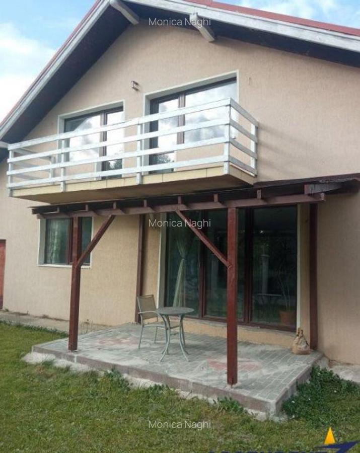 Casa individuala, curte generoasa, garaj, cartier Stupini, B - 14
