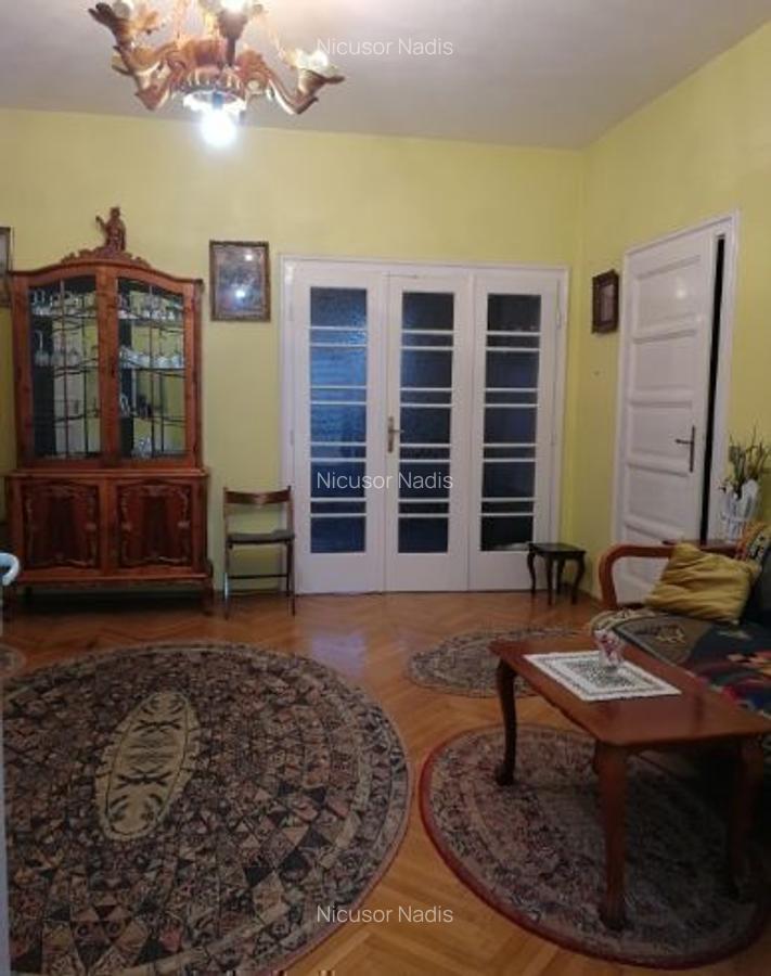 Apartament  de vânzare + garsonieră - 1