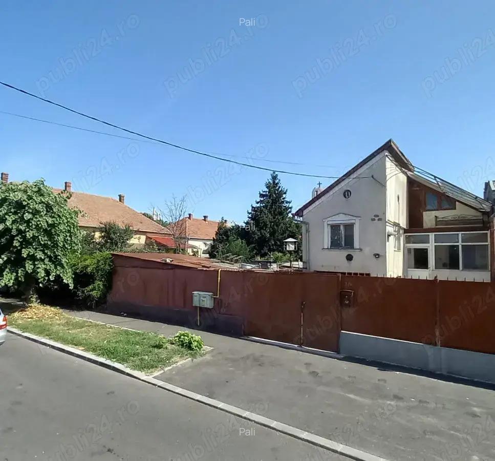 Casa 2 camere, zona Burdea, singur in curte - 1