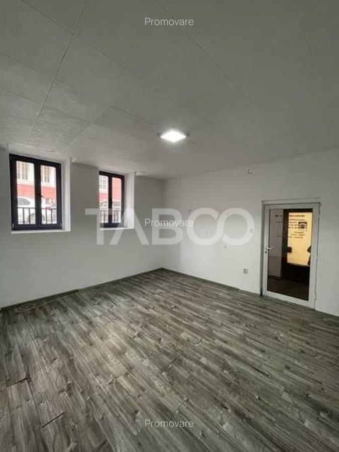 Spatiu ultracentral de inchiriat pretabil birouri sau magazin in Cluj - 2